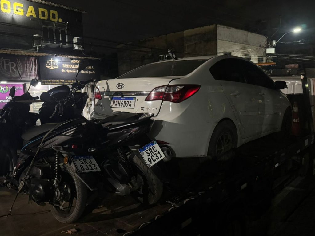 Polícia Militar desativa oficina de clonagem de veículos no Complexo de Santa Teresa, em Belford Roxo 1 20250515 0620496775395877993312617