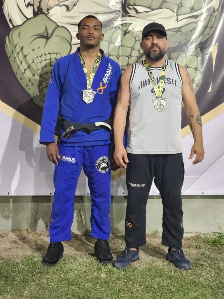 Equipe de Belford Roxo conquista 7 medalhas no 21º Open de Jacarepaguá de Jiu-Jítsu 5 img 20250623 wa00637440650263804031077