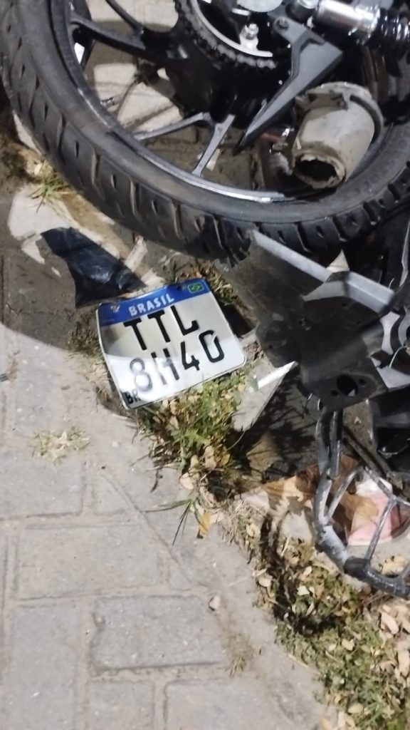 Motorista reage a assalto e atropela criminoso em Belford Roxo 2 img 20250824 wa07523609112942516119053