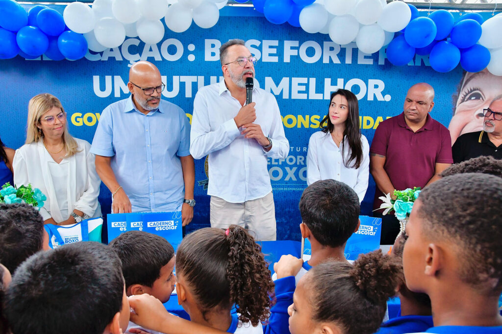 1-KITS-CANELLA-DISCURSANDO-1024x683.jpg