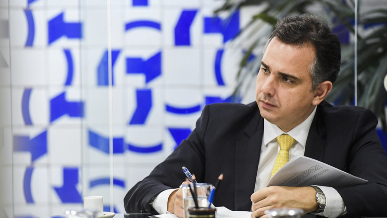 pacheco-senado-crop-20230209013626.jpg