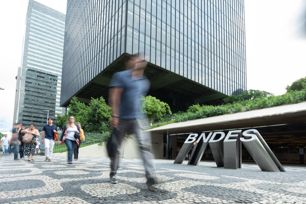 publicador-api-valor-dino-100-518a992a-1c30-4d1e-8497-efb54ba64eb1.jpg