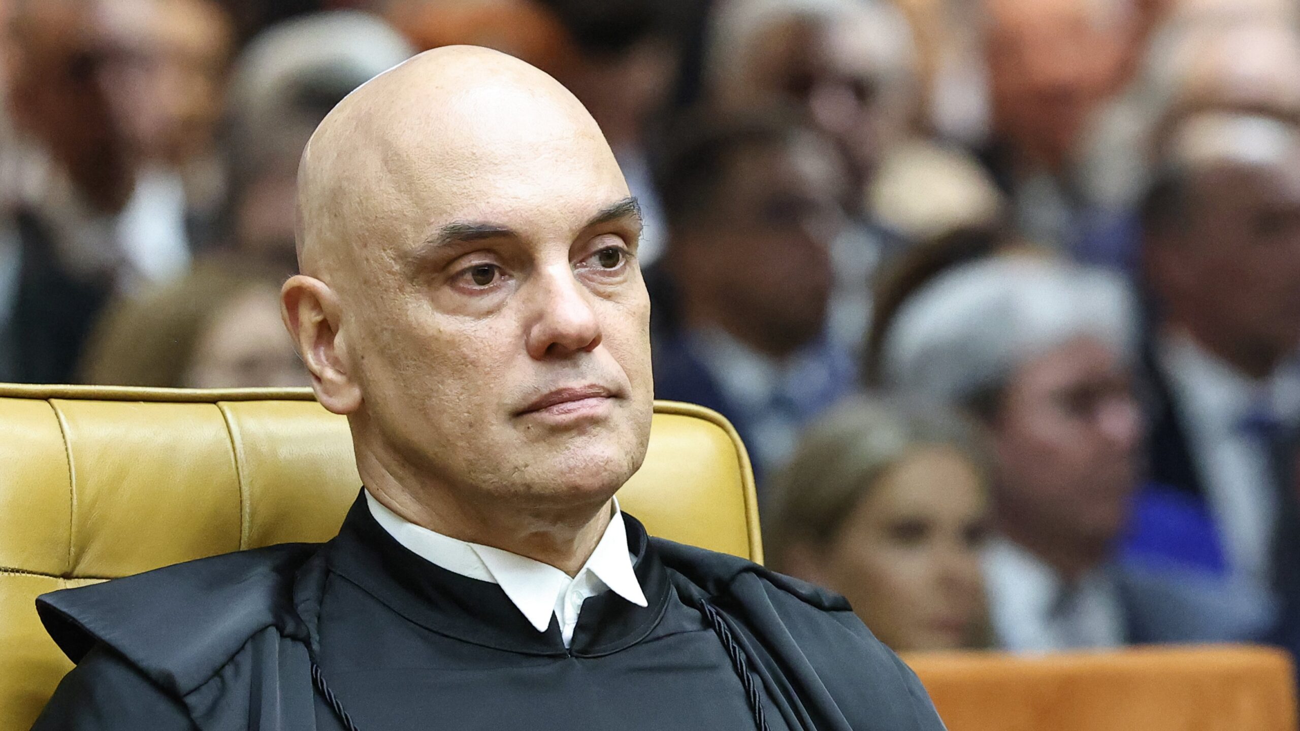 Alexandre-de-Moraes-serio-scaled.jpg
