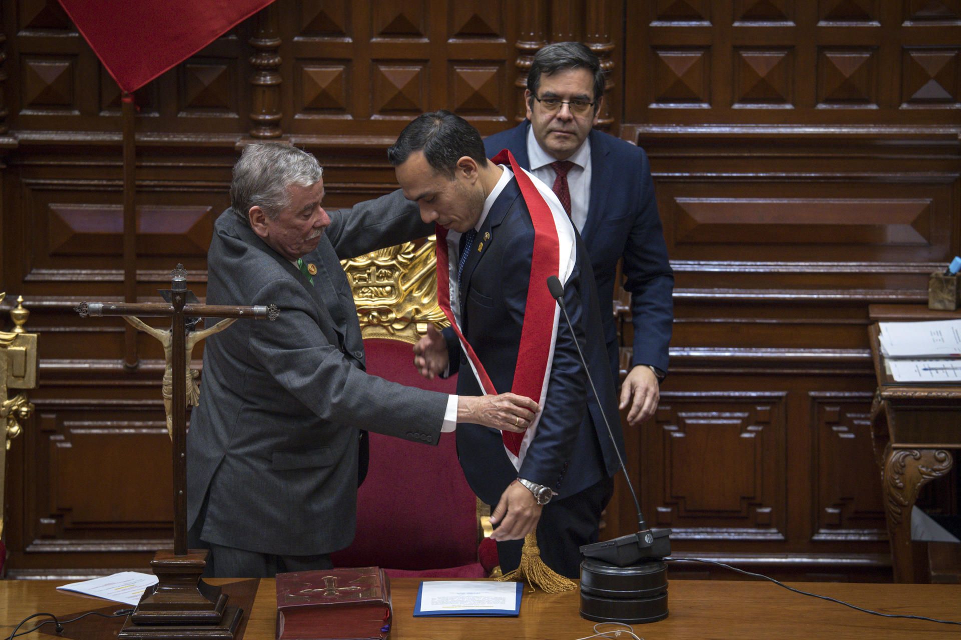 peru.crise_.jpg