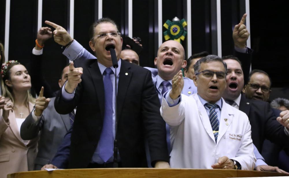 sostenes-tarcisio-mp.jpg